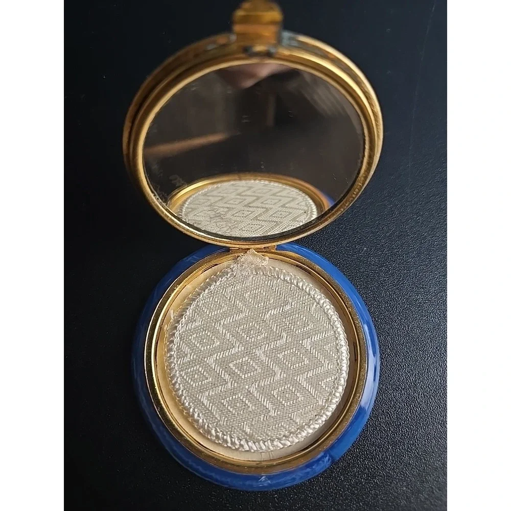 Vtg Compact Mirror Needlepoint Tapestry Petite Point Powder Puff  Blue Bakelite